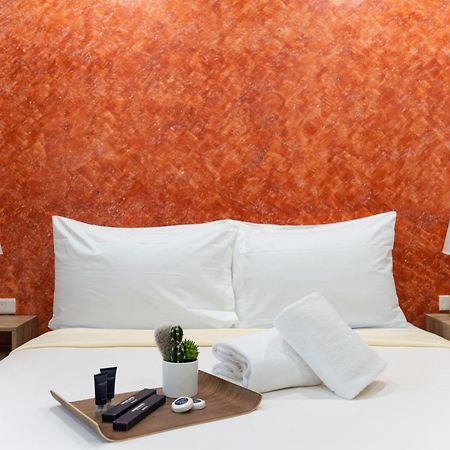 Dccco Hotel Dumaguete City Экстерьер фото